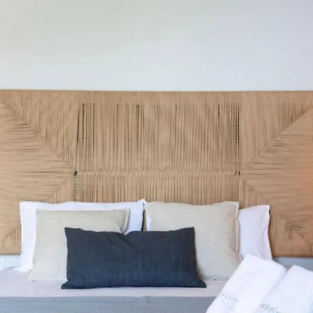 Apartment αlissachne Limnionas (Central Greece)